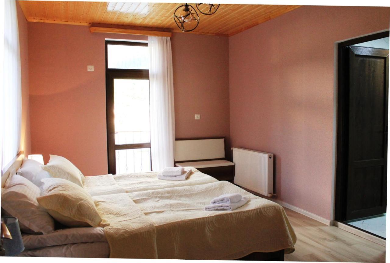 Hotel Marliza Местия Екстериор снимка