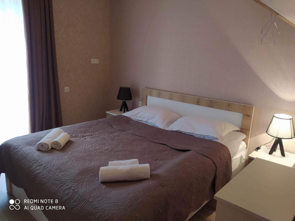 Hotel Marliza Местия Екстериор снимка